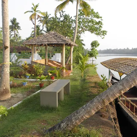 Breeze Backwater Homes Kochi Exterior photo
