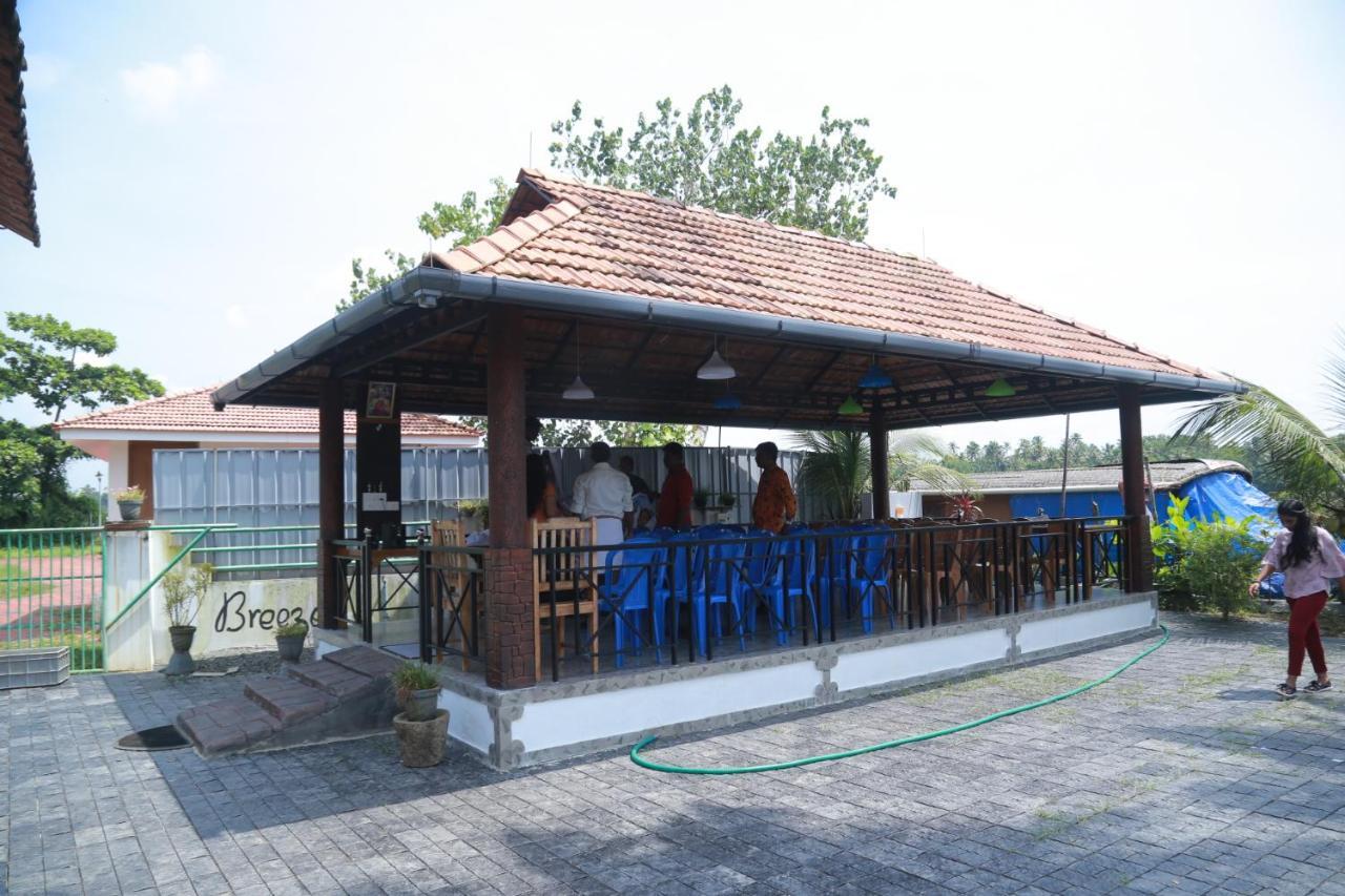 Homestay Breeze Backwater Homes *